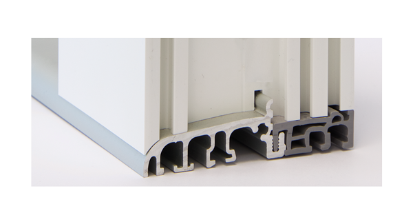 PASSGENAUE KONTURFRÄSUNGEN